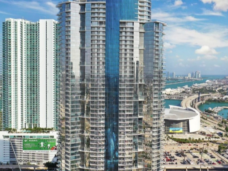 851 NE 1st Ave - Florida - Miami - 33132